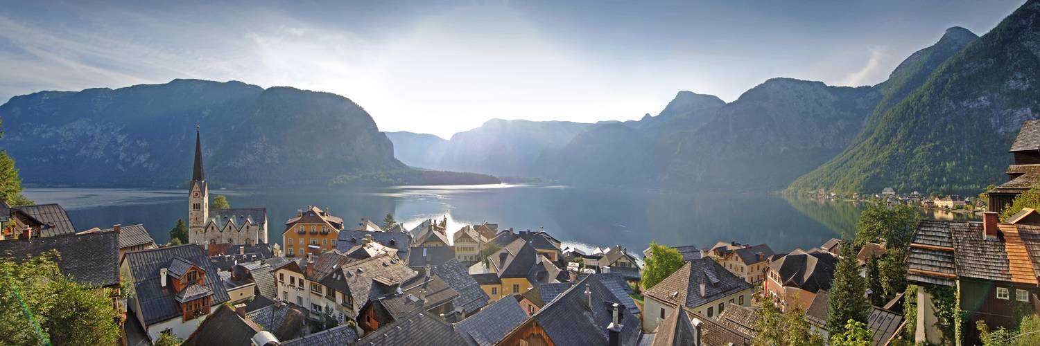 Hallstatt Panorama | © OÖ Tourismus Panoramaaussicht über Hallstatt auf den Hallstättersee | © OÖ Tourismus